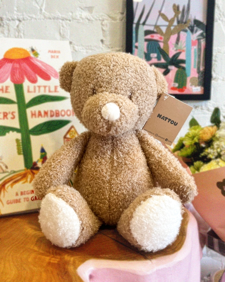 Nattou Cuddly Bear